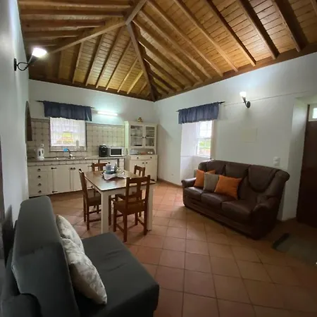 Casa Da Avo - * Santo Espirito