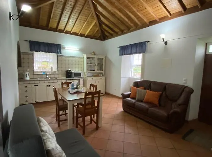 Casa Da Avo - Turismo Rural * Santo Espirito