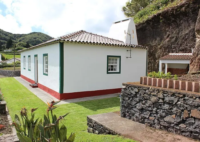 Casa Da Avo - Turismo Rural * Santo Espirito